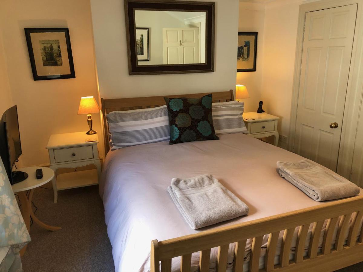 Lauras Townhouse Apartments Lansdown Slope Townhouse Бат Экстерьер фото