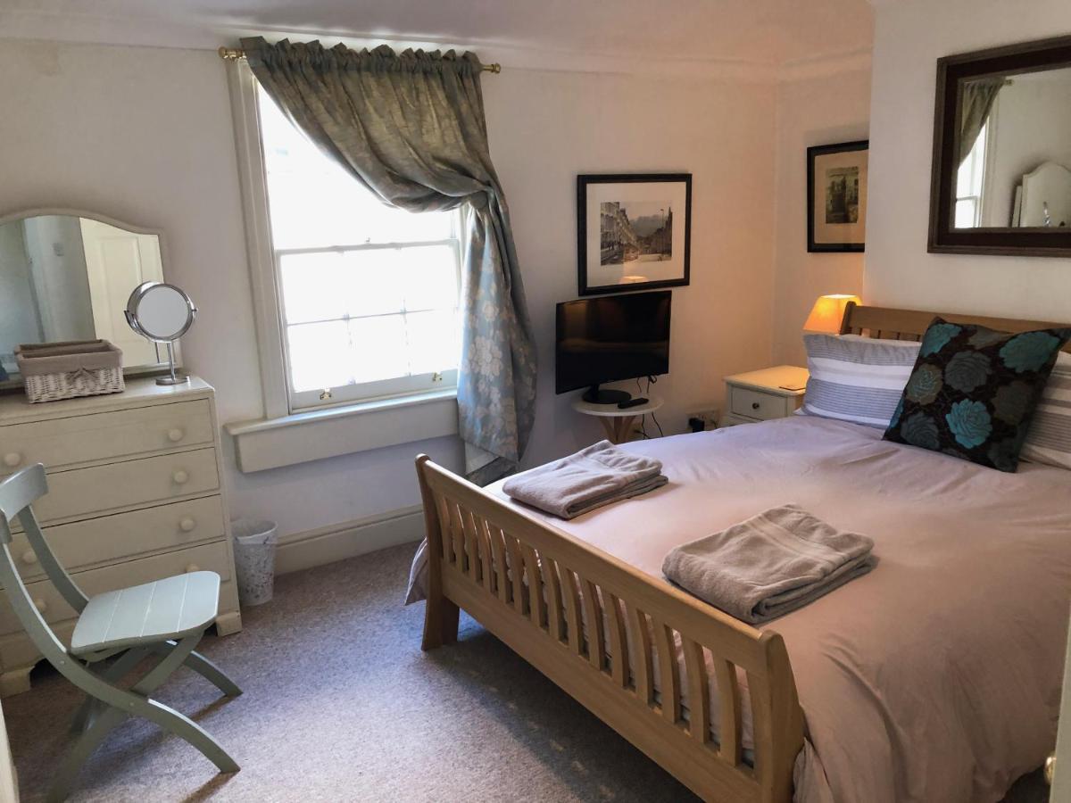 Lauras Townhouse Apartments Lansdown Slope Townhouse Бат Экстерьер фото